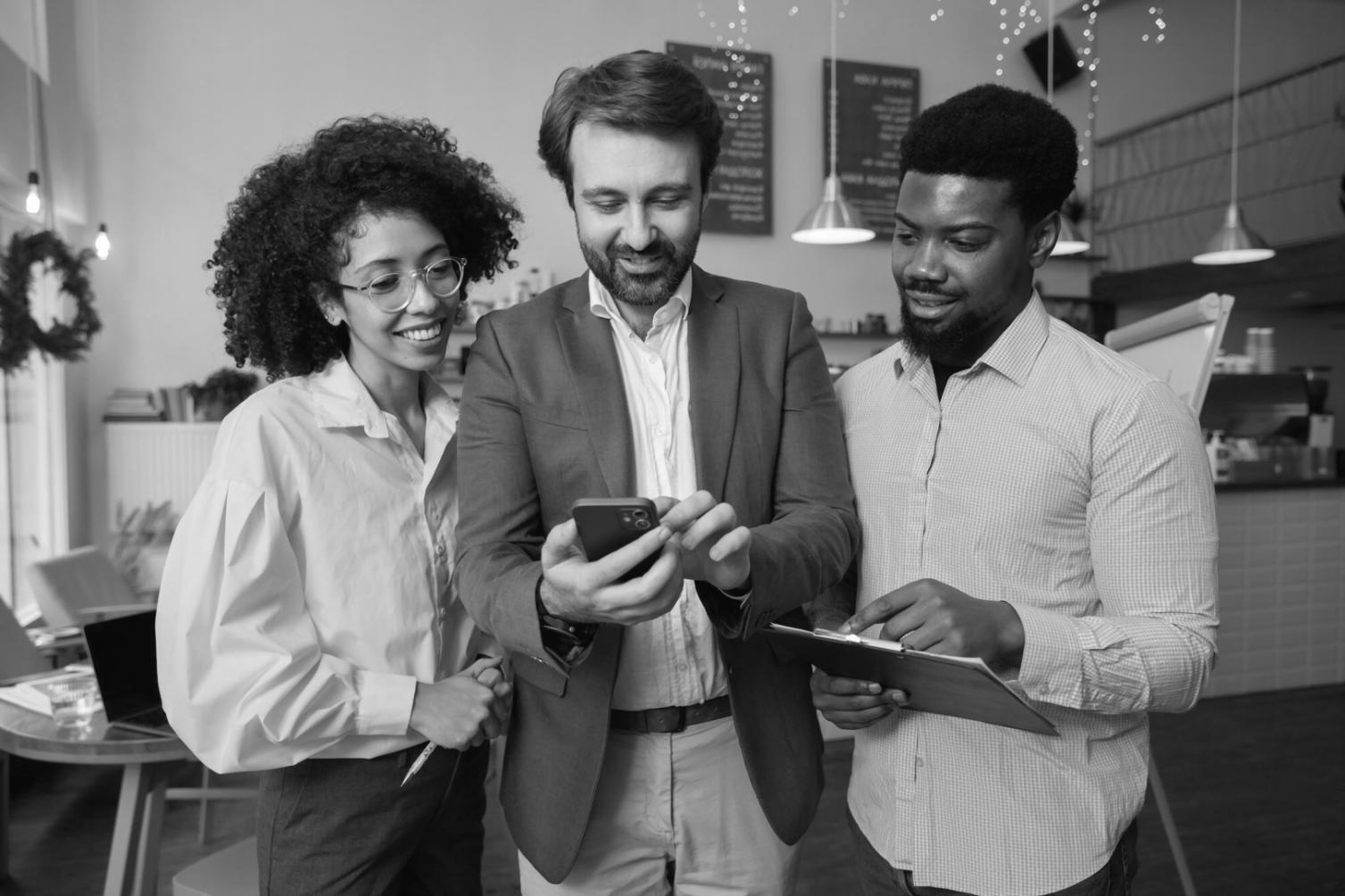 Teilnehmer beim interaktiven Budgetplanungs-Workshop